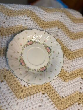 Nikko Ceramics Scalloped Saucer in Cream, Pink & Green